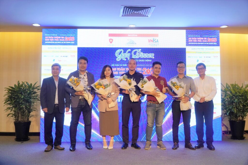 Giải Pháp Sự Kiện Thông Minh: Hướng Dẫn Đầy Đủ và Chi Tiết 4 Mắt Bão WS tài trợ Giải pháp sự kiện thông minh tại Hội thảo & Triển lãm An toàn Thông tin khu vực phía Nam 2023 - 7