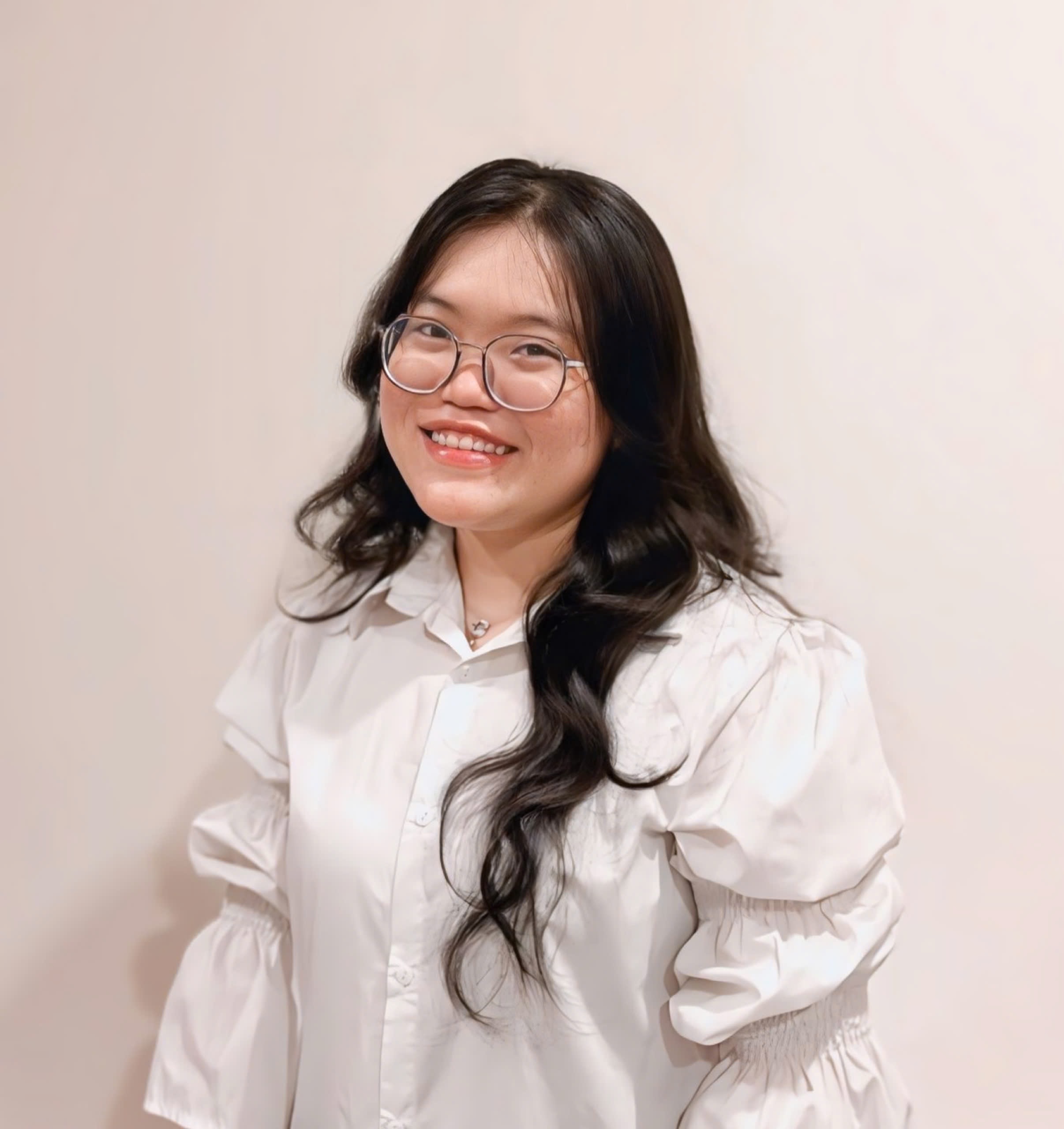 Ms. Trâm
