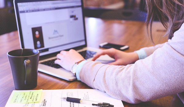 Những điều cần cân nhắc trước khi thiết kế web doanh nghiệp 5 Website phục vụ cho các hoạt động của doanh nghiệp