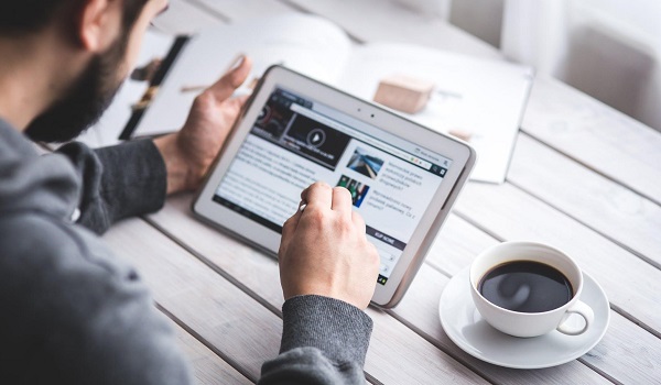 Những bí kíp để thiết kế web doanh nghiệp thu hút khách hàng 10 Tối ưu từ khóa để người dùng dễ dàng tìm ra website