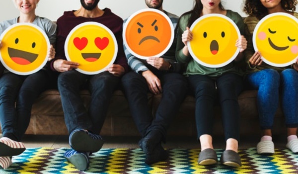 Tuyệt chiêu giúp nội dung website trở nên thực sự lôi cuốn 10 Đưa những cảm xúc chân thật vào bài viết sẽ khiến người dùng tin tưởng và có ấn tượng sâu hơn về nội dung trên website của bạn