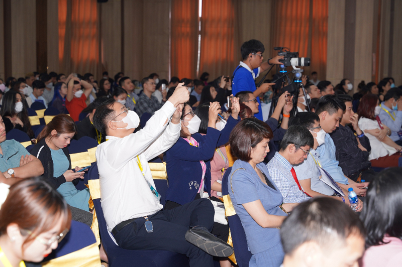 Chili đồng hành tại diễn đàn về thương mại điện tử lớn nhất năm – VOBF 2023 14 Chili đồng hành tại diễn đàn về thương mại điện tử lớn nhất năm – VOBF 2023 - 14